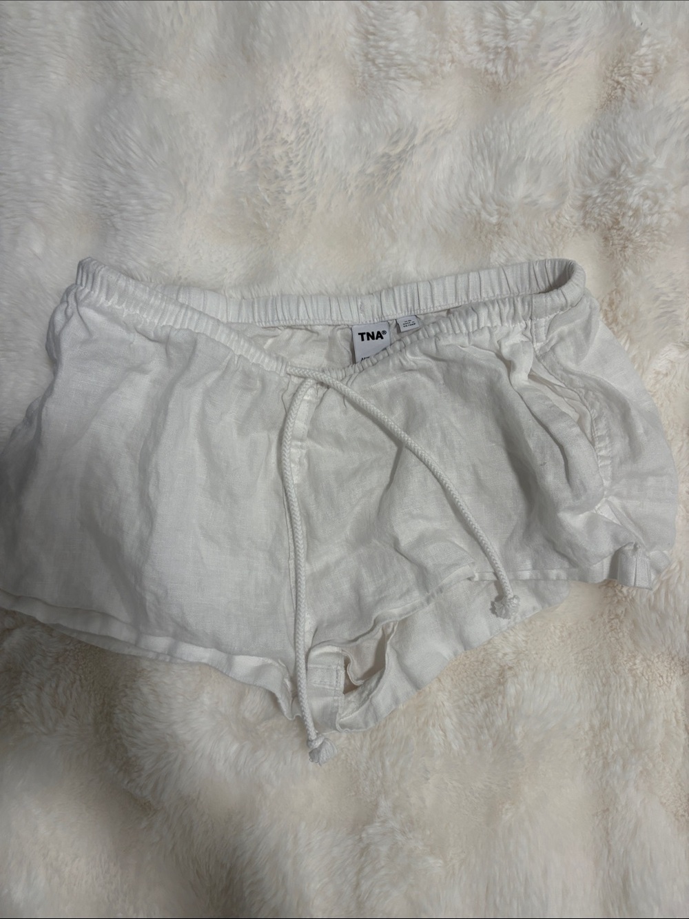 Aritzia White Linen Shorts
